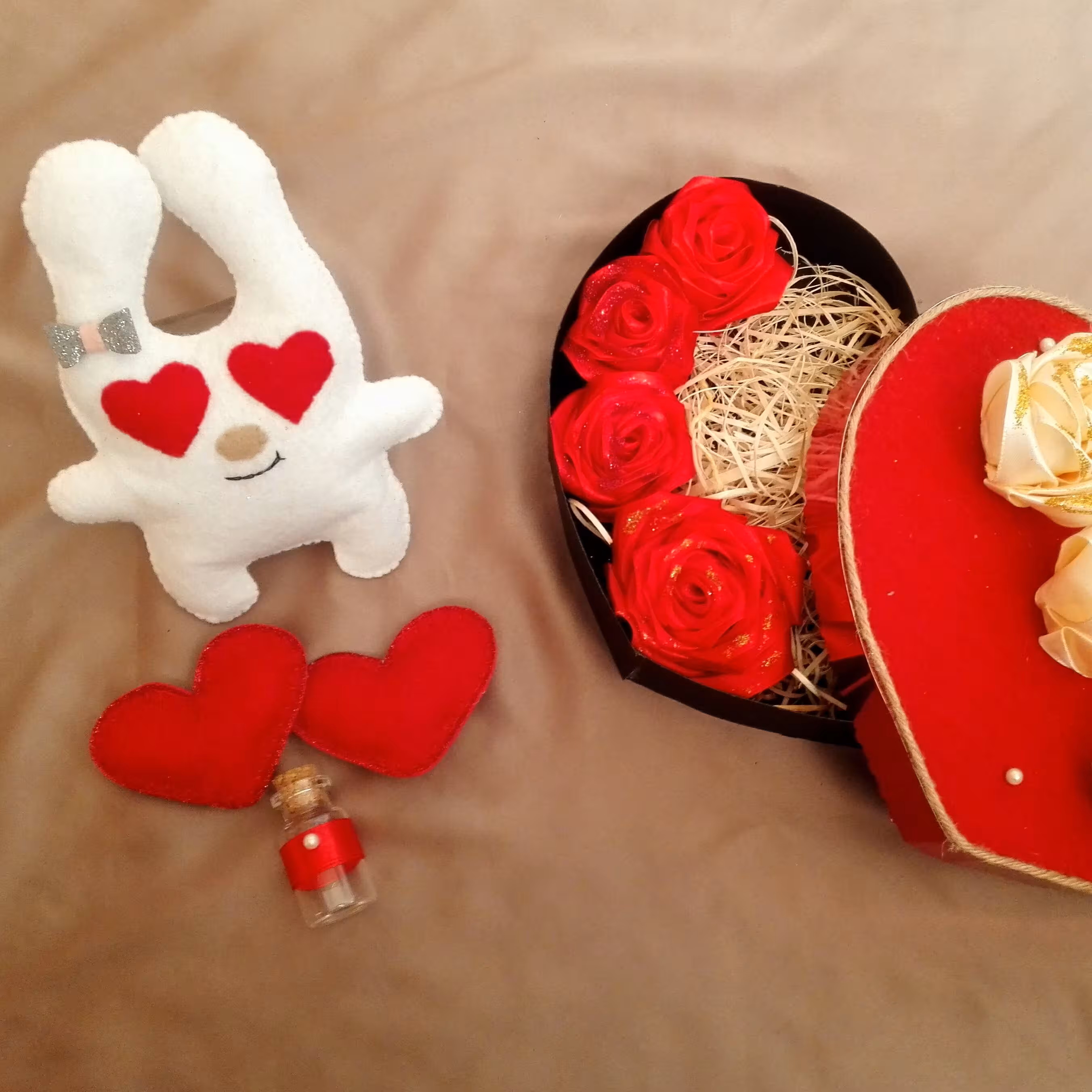 جعبه کادویی مناسب برای هدیه دادن