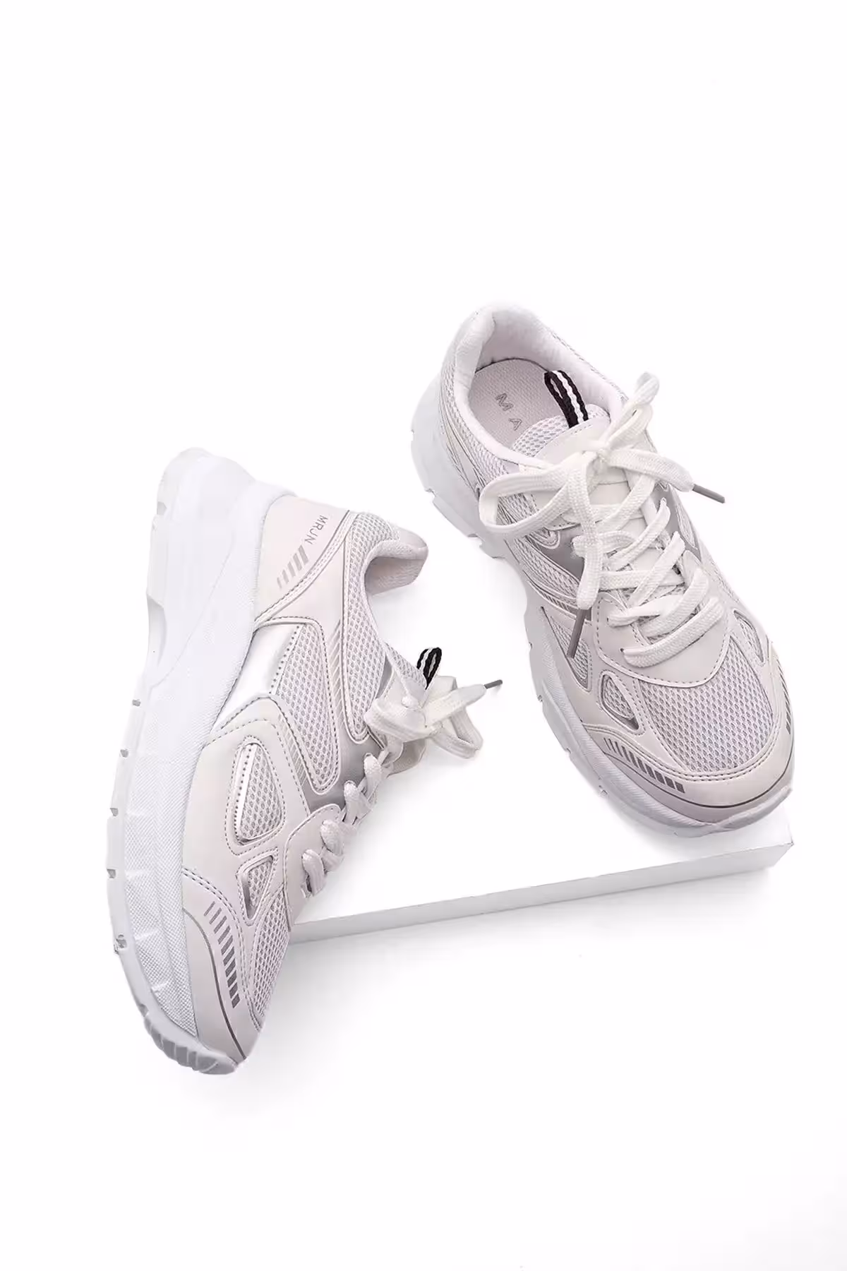 نیم بوت ورزشی زنانه با کفی بلند - 7487