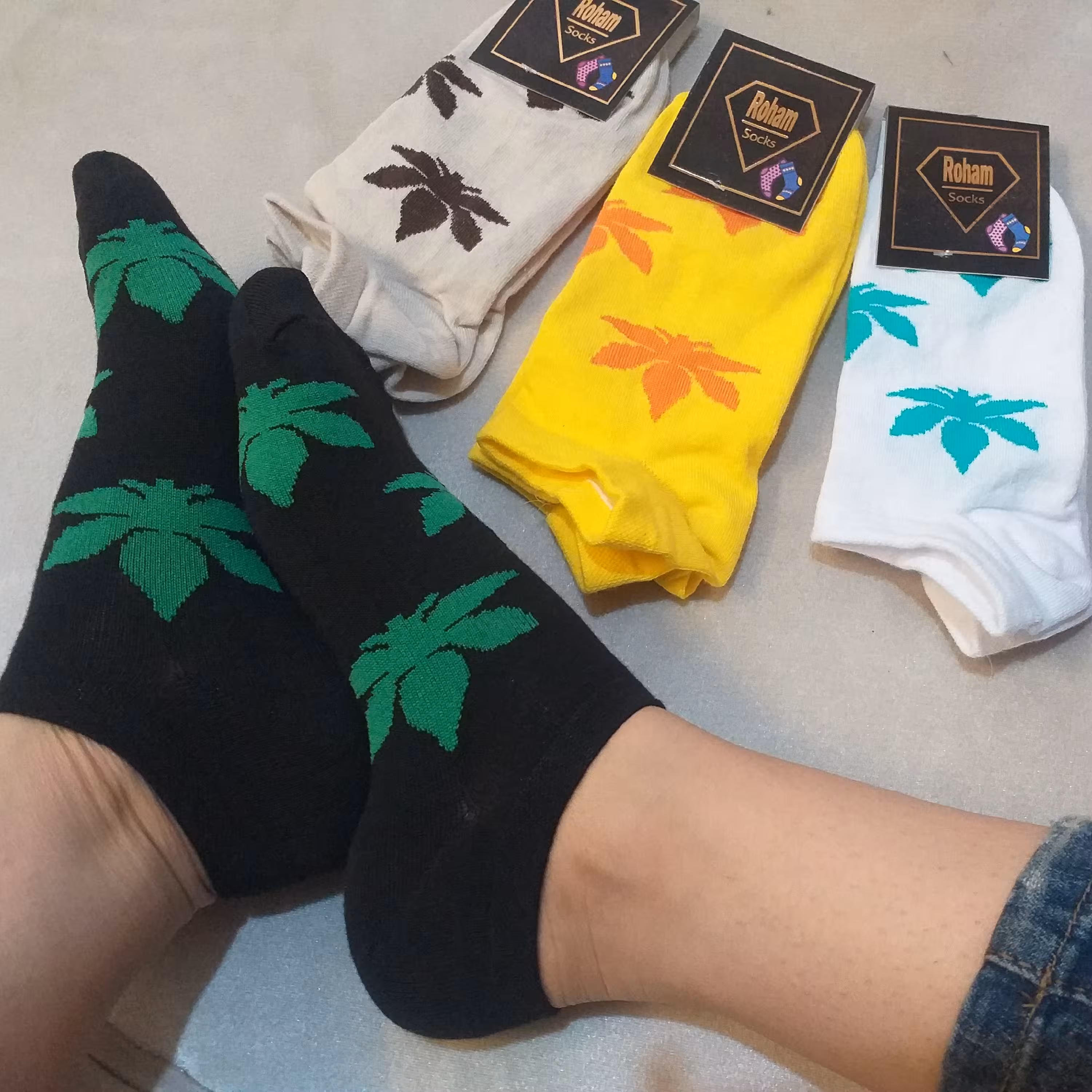 جوراب مچی طرح برگ پاییزی