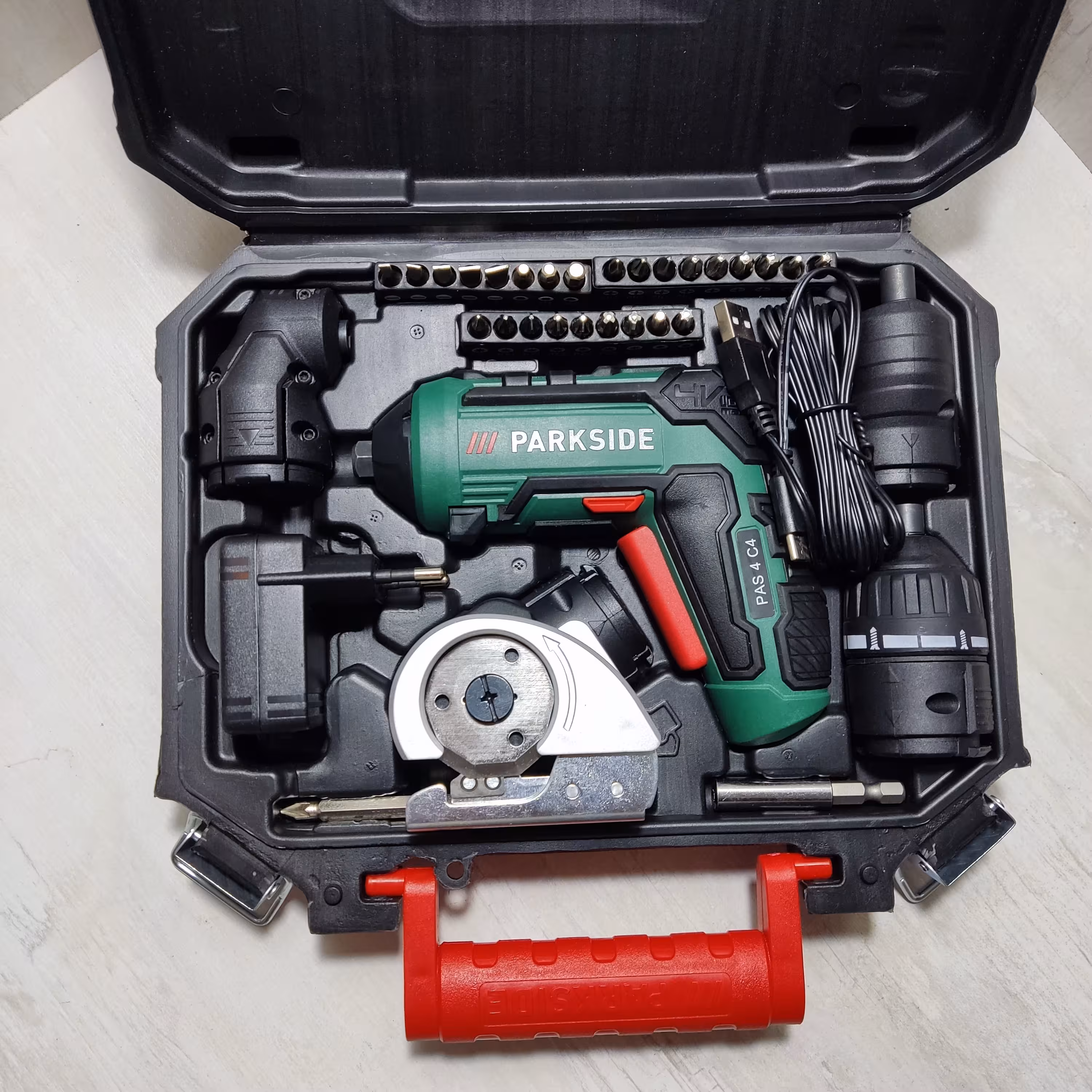 پیچ گوشتی شارژی پارکساید آلمانی اورجینال بار آمازون دارای سری چند کاره