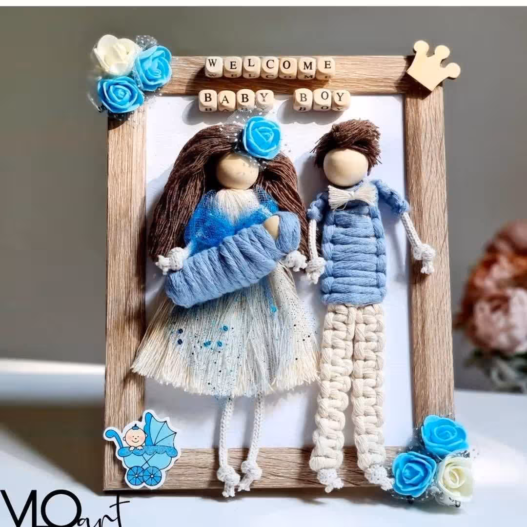 خانواده ی عروسکی مکرومه