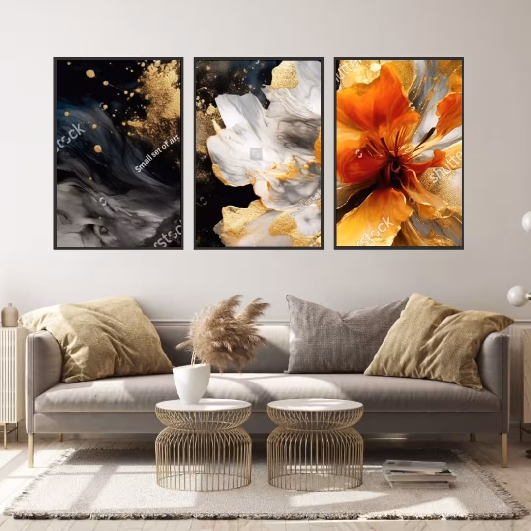 تابلو دکوراتیو گل نارنجی وطلایی با زمینه مشکی سه تکه 