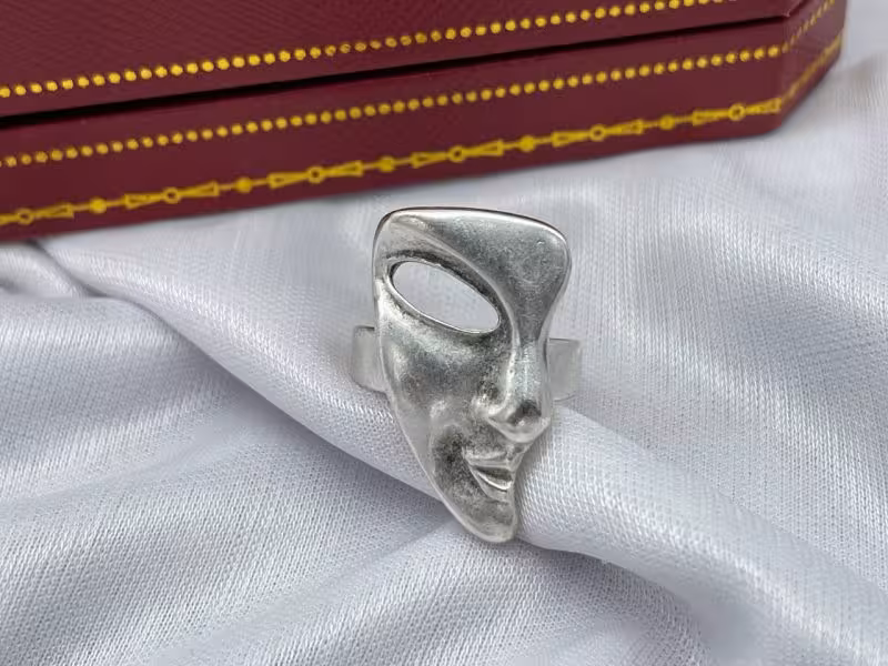 انگشتر ورشو نقاب نیم رخ