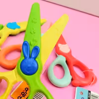 قیچی پلاستیکی کودک