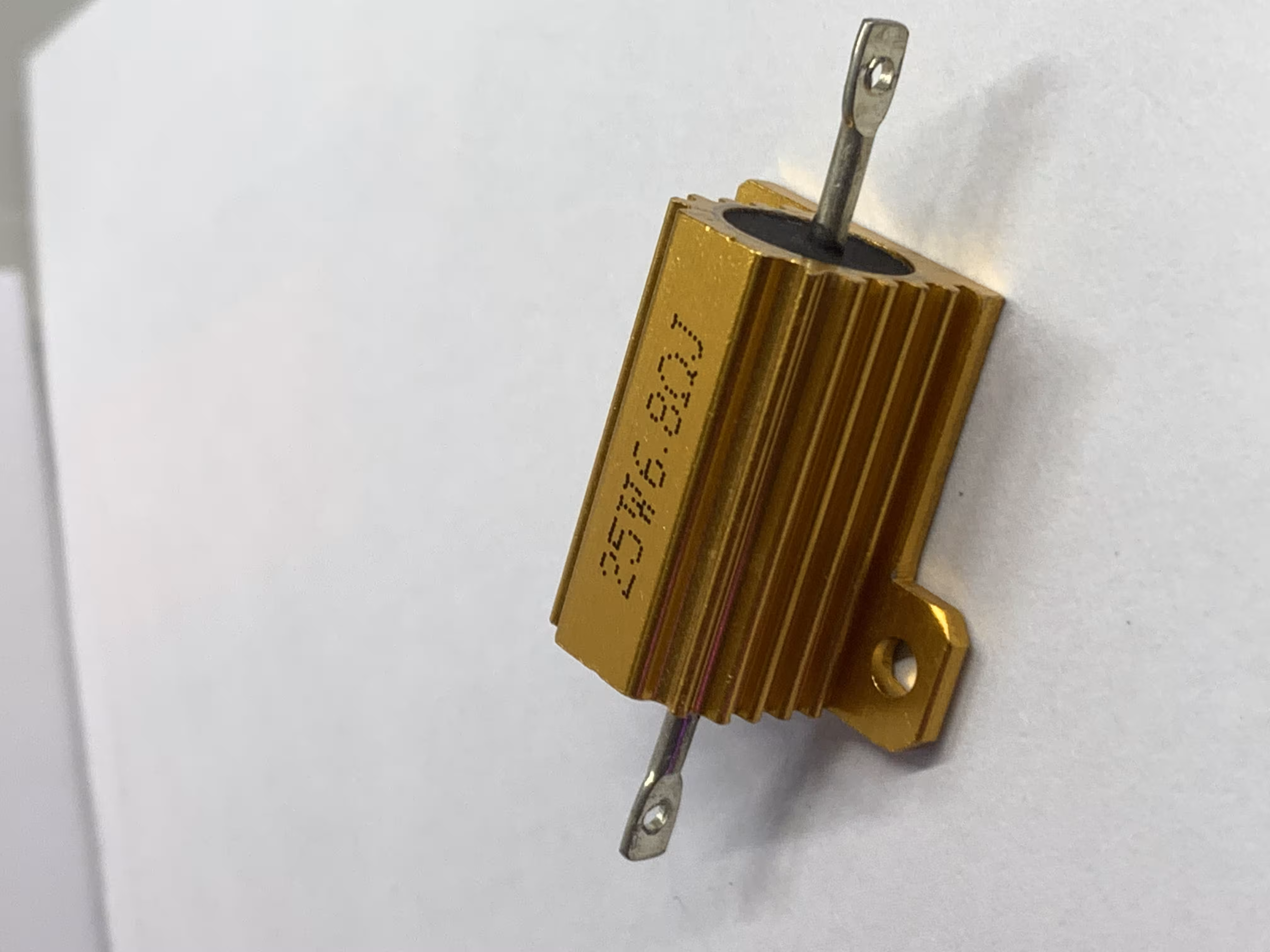 مقاومت فلزی 25 وات 6.8 اهم