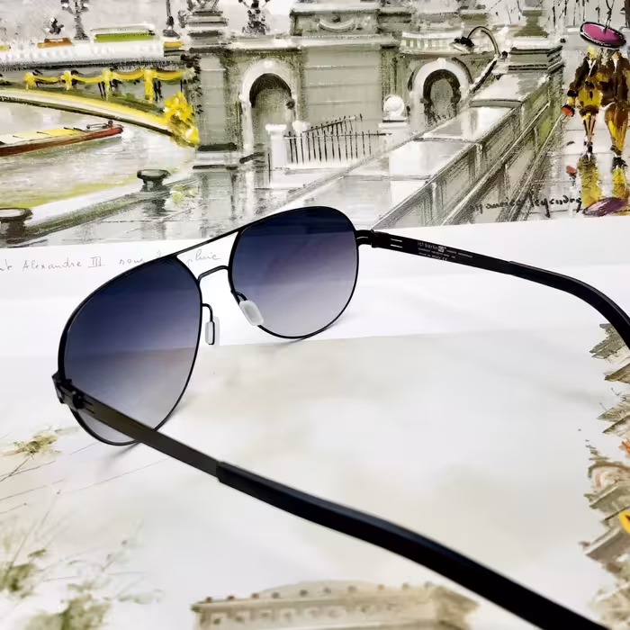 عینک آفتابی ایس برلین مدل DAHLIAB.bl