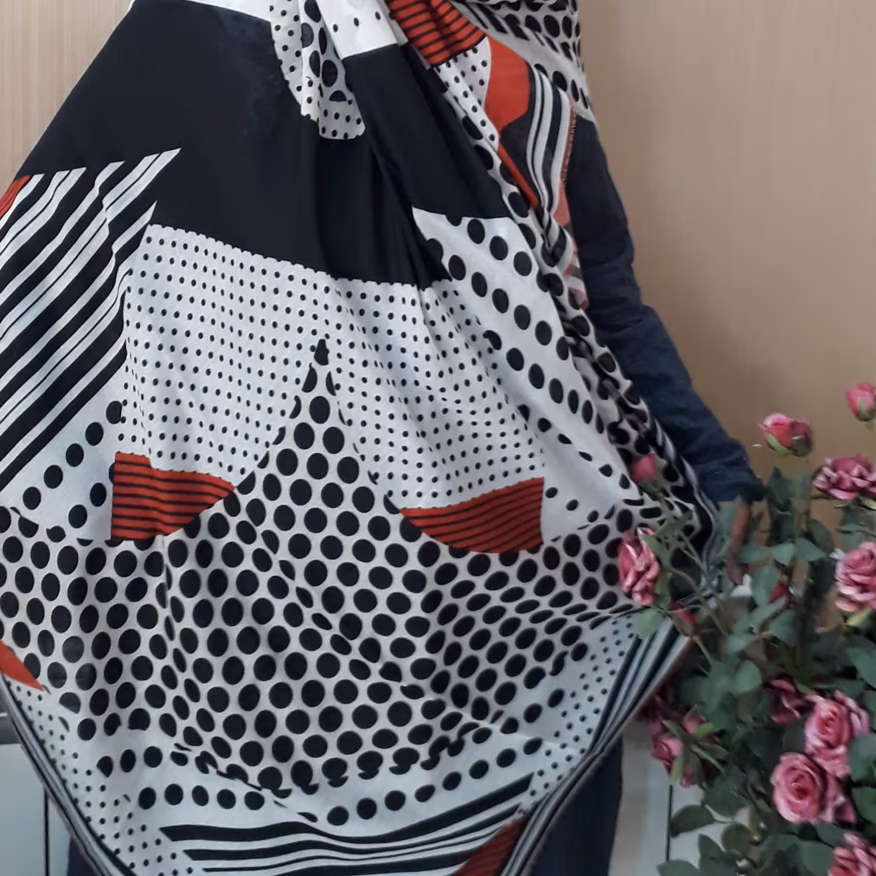 روسری سوزنی