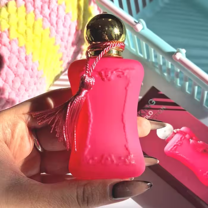 عطر 25 میل VEKING COLO رایحه مارلی اوریانا