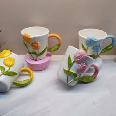 لیوان سرامیکی طرح گل برجسته