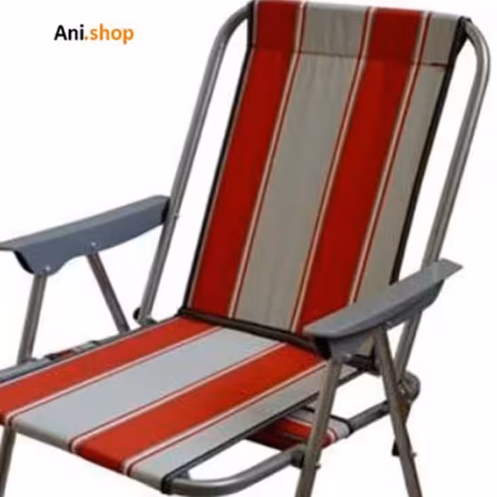 صندلی مسافرتی تاشو راه راه قرمز سفید پشت دار