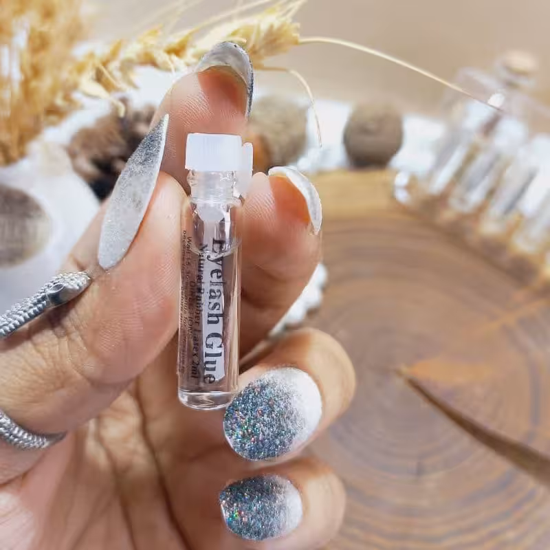 چسب مژه مصنوعی بدون رنگ 2میلGlue Eyelash