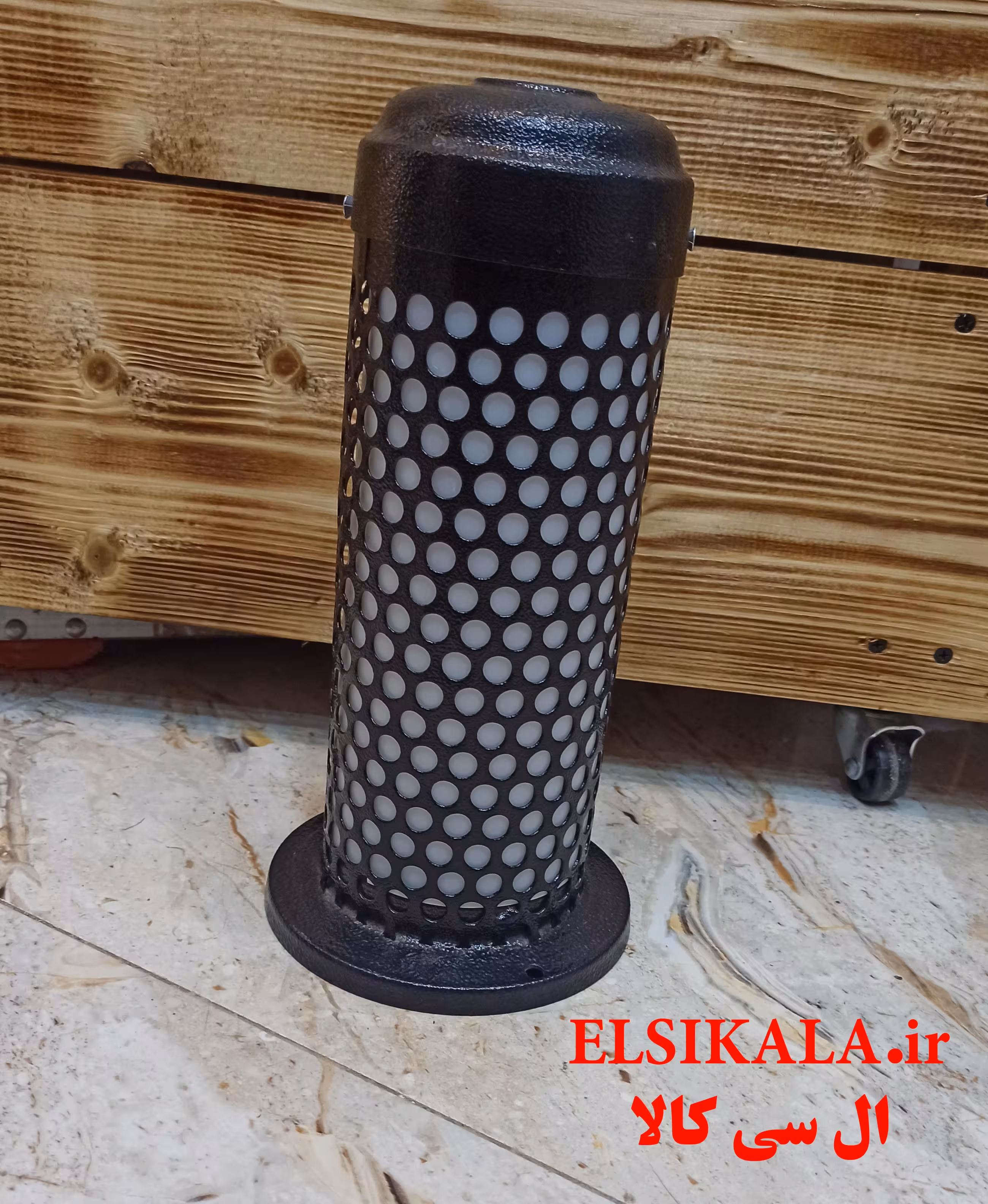 چراغ باغی حیاطی مدل نادیا سایز 30 سانتی مشکی و سفید