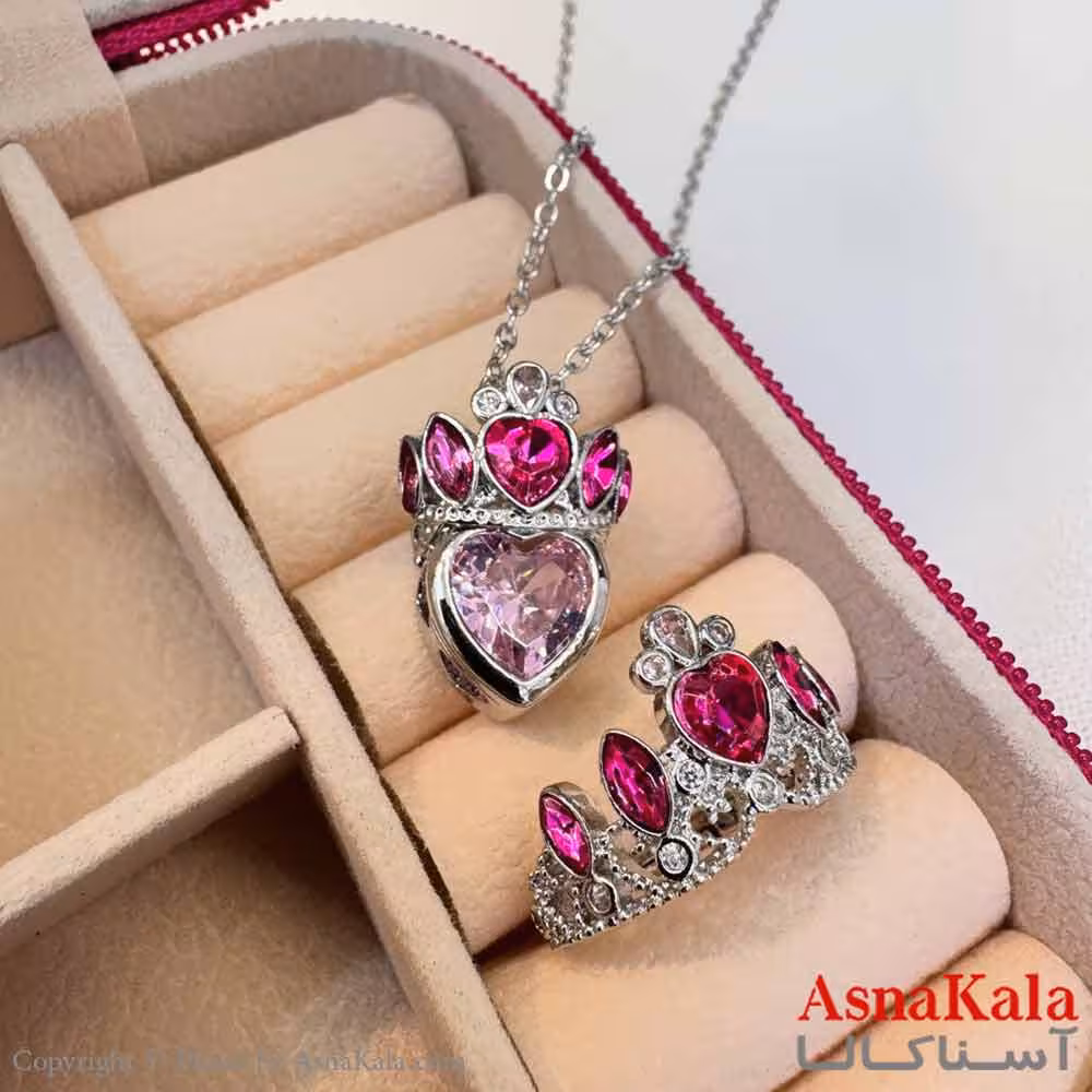 نیم ست زنانه شامل گردنبند و انگشتر استیل مدل راپونزل کد NIM14616W