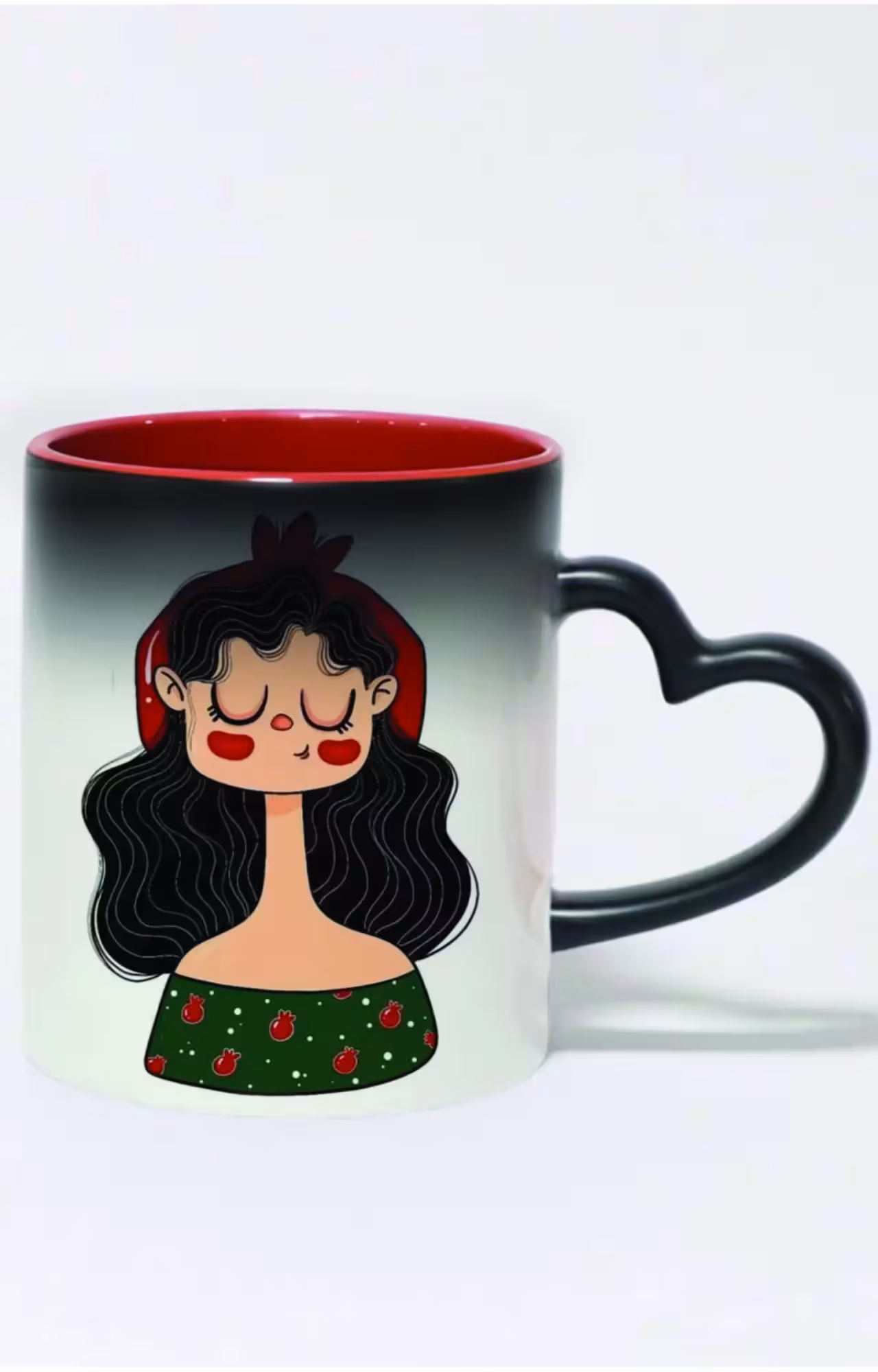 ماگ حرارتی دسته قلبی رنگی طرح دختر شب یلدا کد 4386