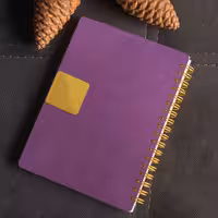 دفتر یادداشت مدیریتی بنفش