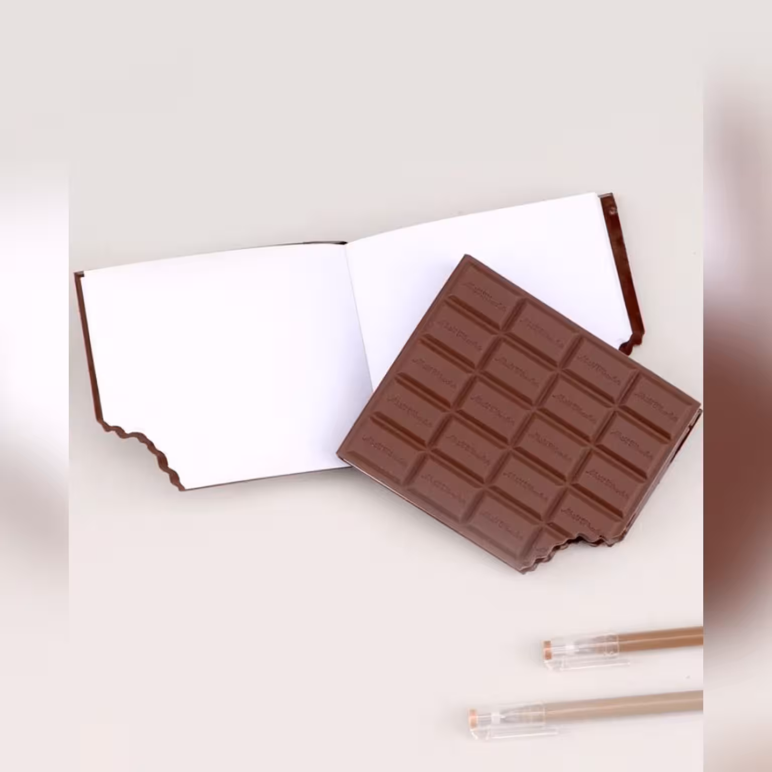 دفترچه شکلاتی