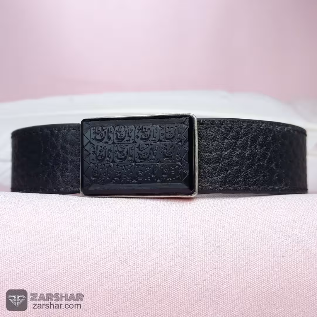 دستبند چرمی عقیق چهارگوش‌ مشکی خطی اسما الله