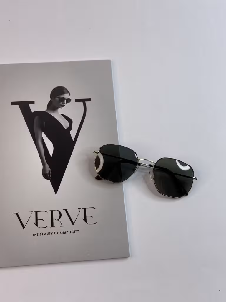 عینک افتابی برند police زنانه ومردانه اسپرت چندضلعی یووی 400