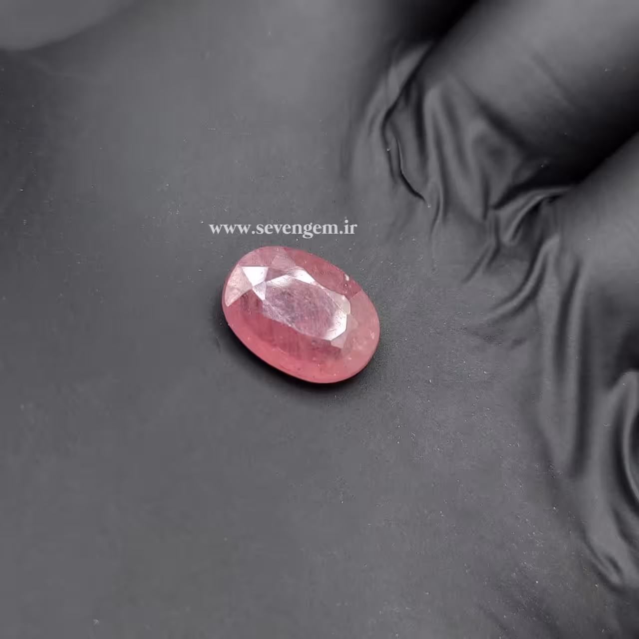 نگین جواهری یاقوت سرخ آفریقایی (کدA852)