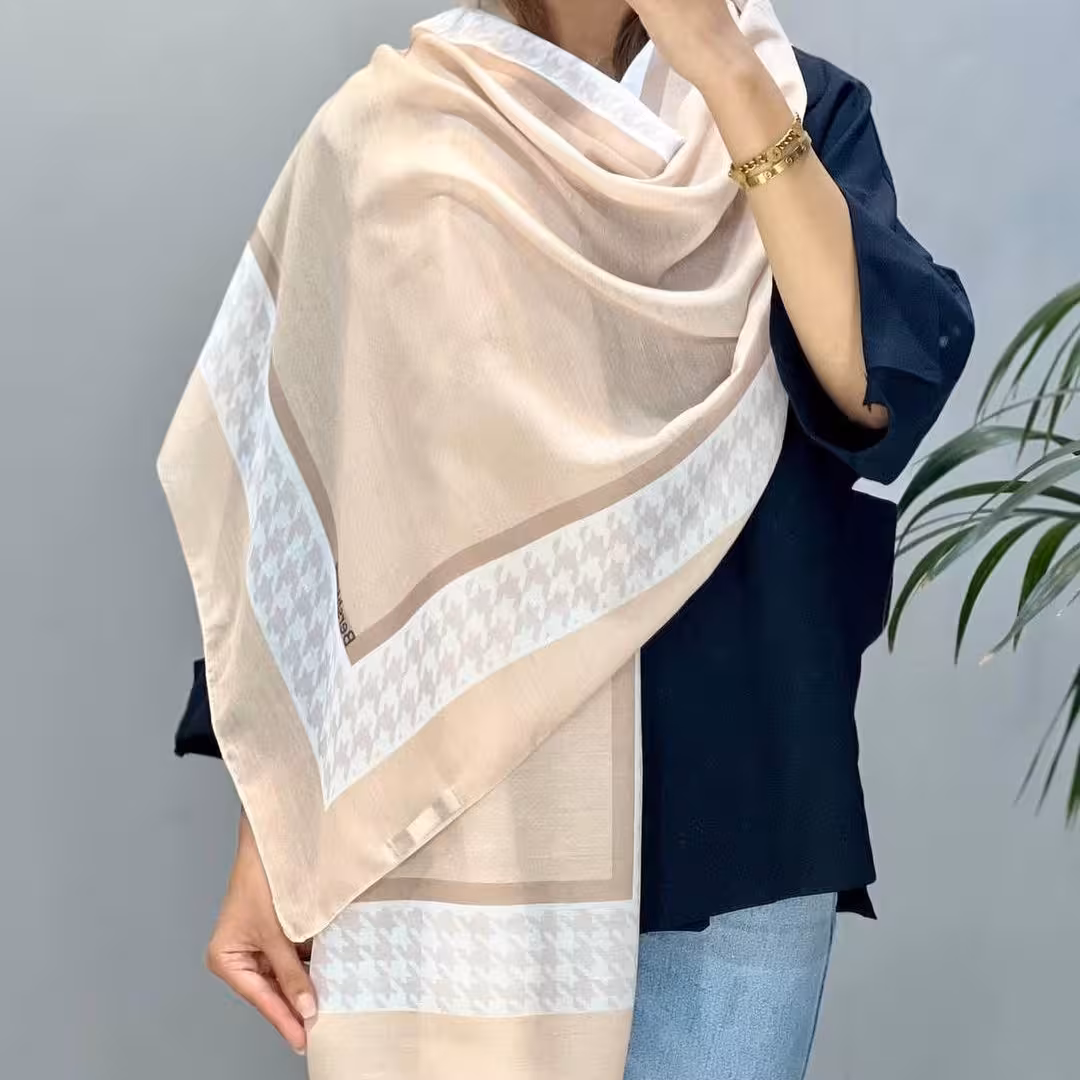 شال کرم نخی پیچازی