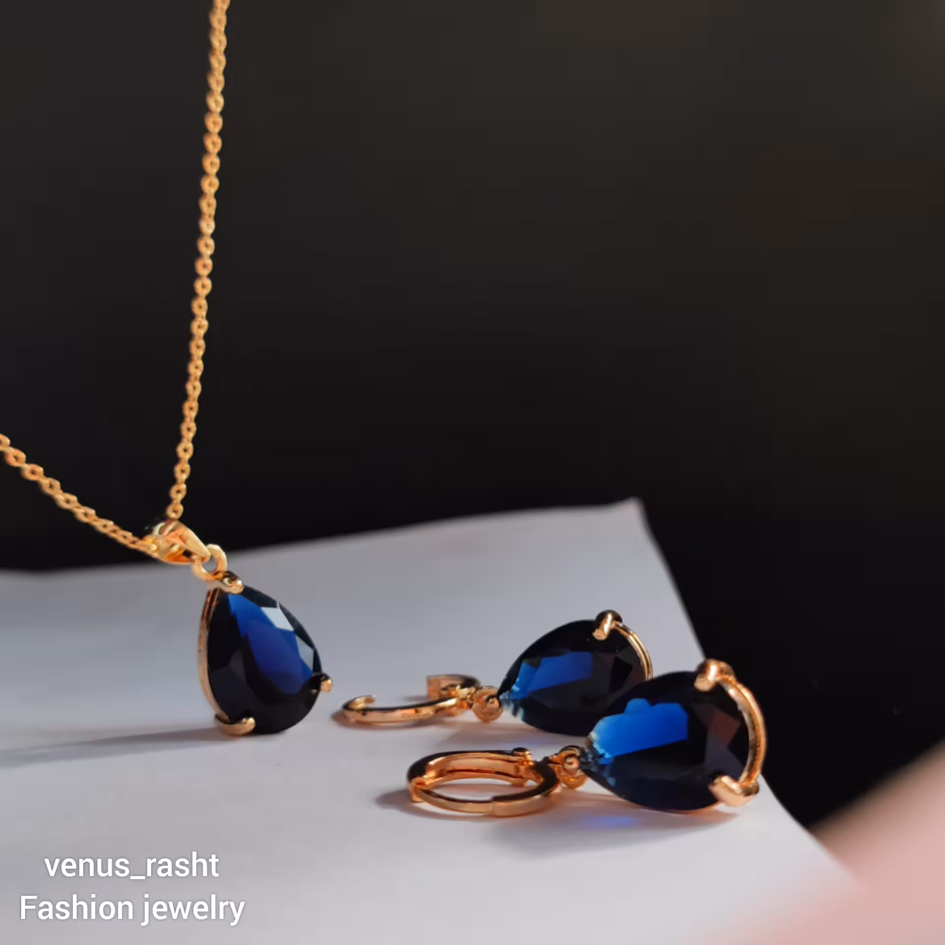 نیم ست سنگ آبی برند Ysx