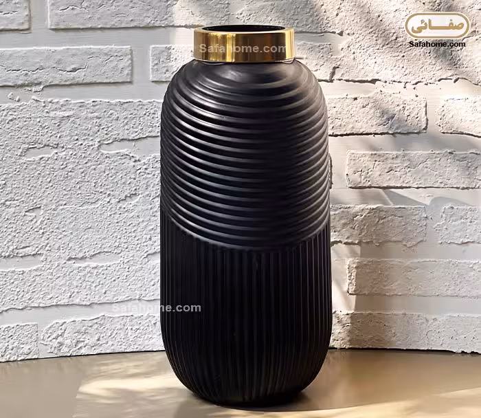 گلدان شیشه ای استوانه ای شیاردار مشکی مات