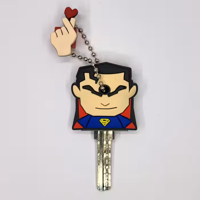 کاور کلید مدل Super Boy T04 به همراه آویز مجموعه 2 عددی