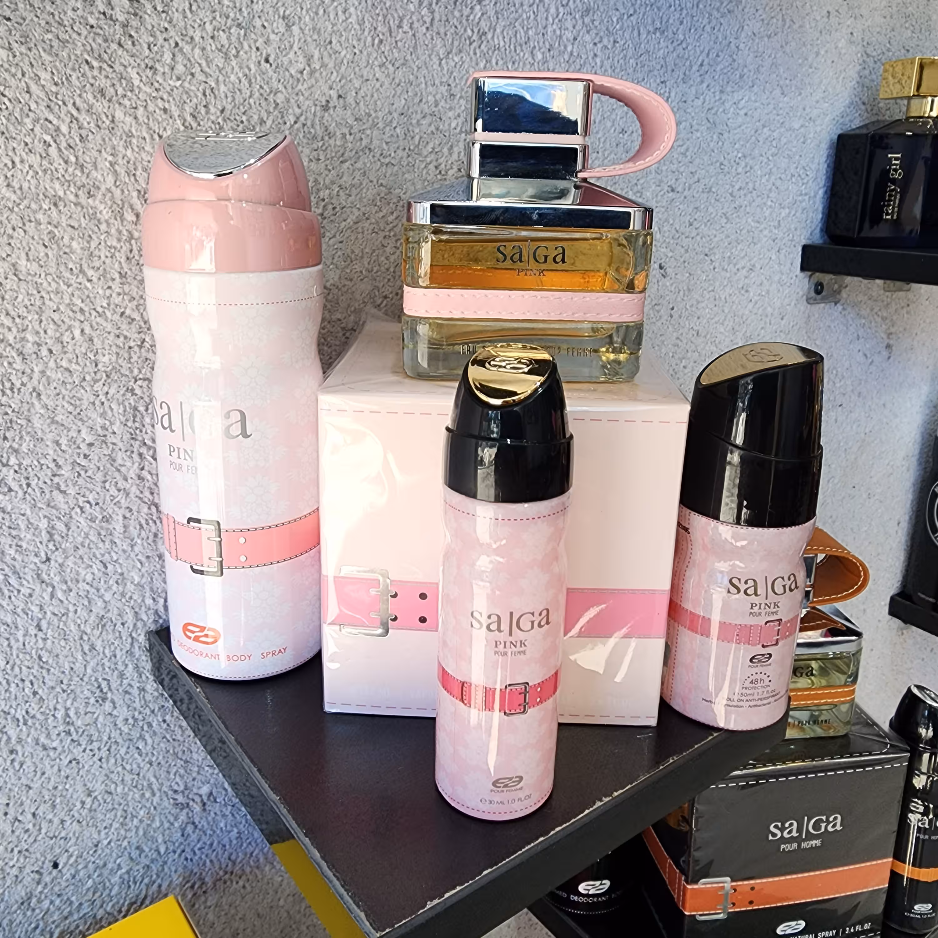 ادکلن پک کامل هدیه عطر ساگا زنانه و مردانه اورجینال 100 میل.