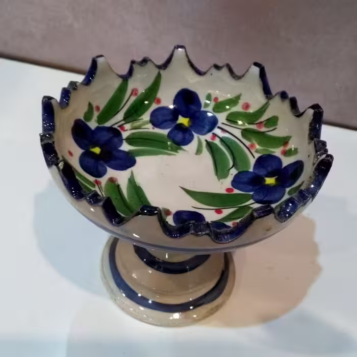 کاسه پایه دار گل بنفش