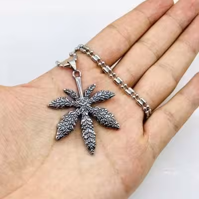 پلاک طرح ماریجوانا