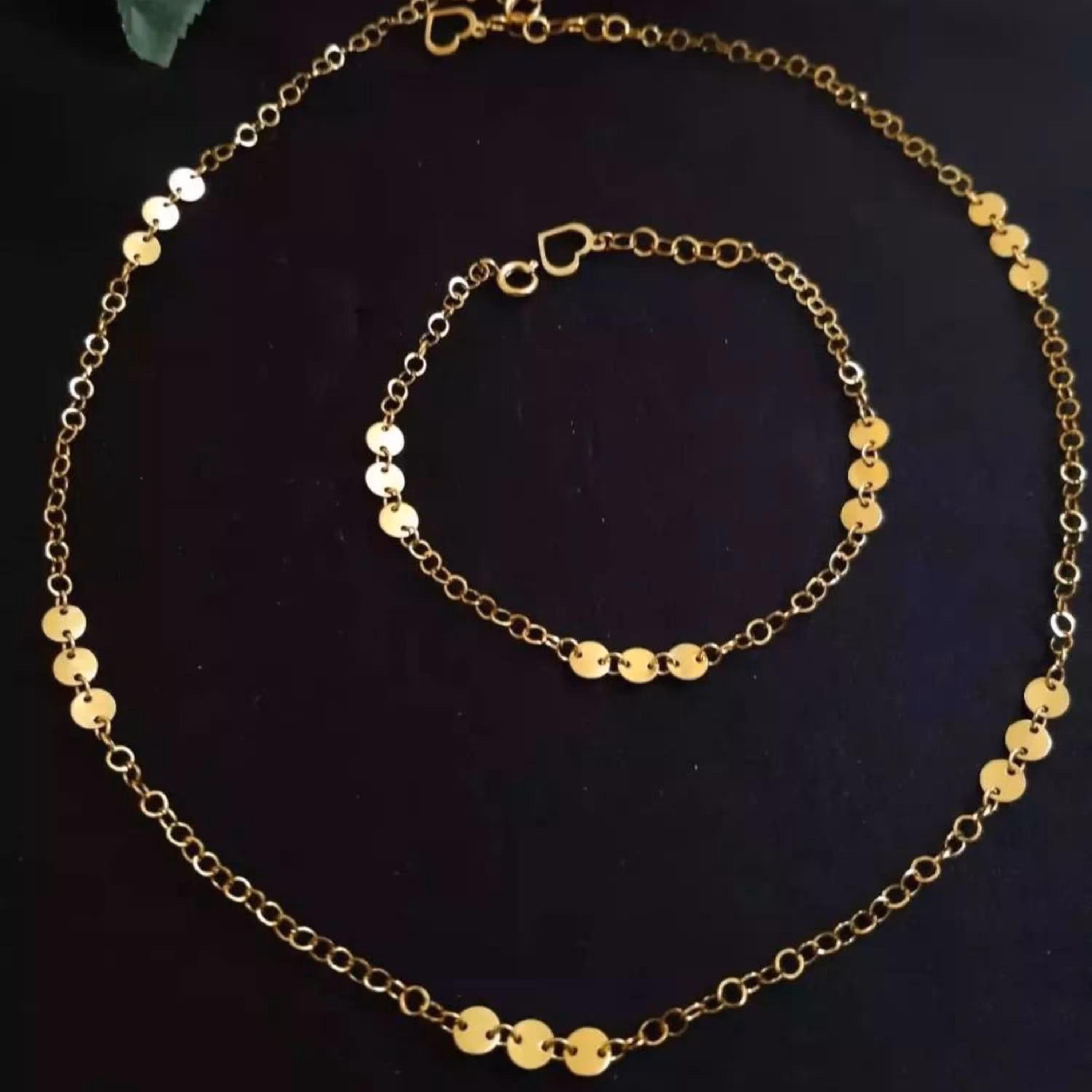 بدلیجات زیور الات ست گردنبند و دستبند استیل طلایی