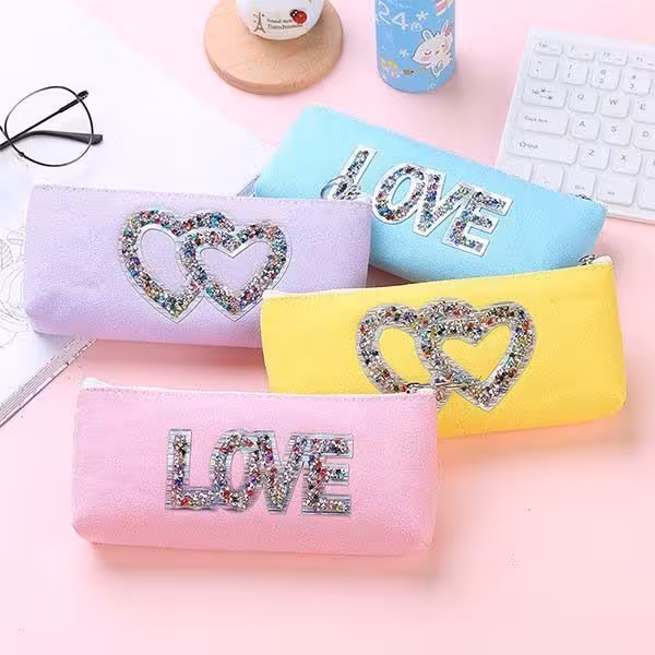 جامدادی نگین دار قلب و لاو