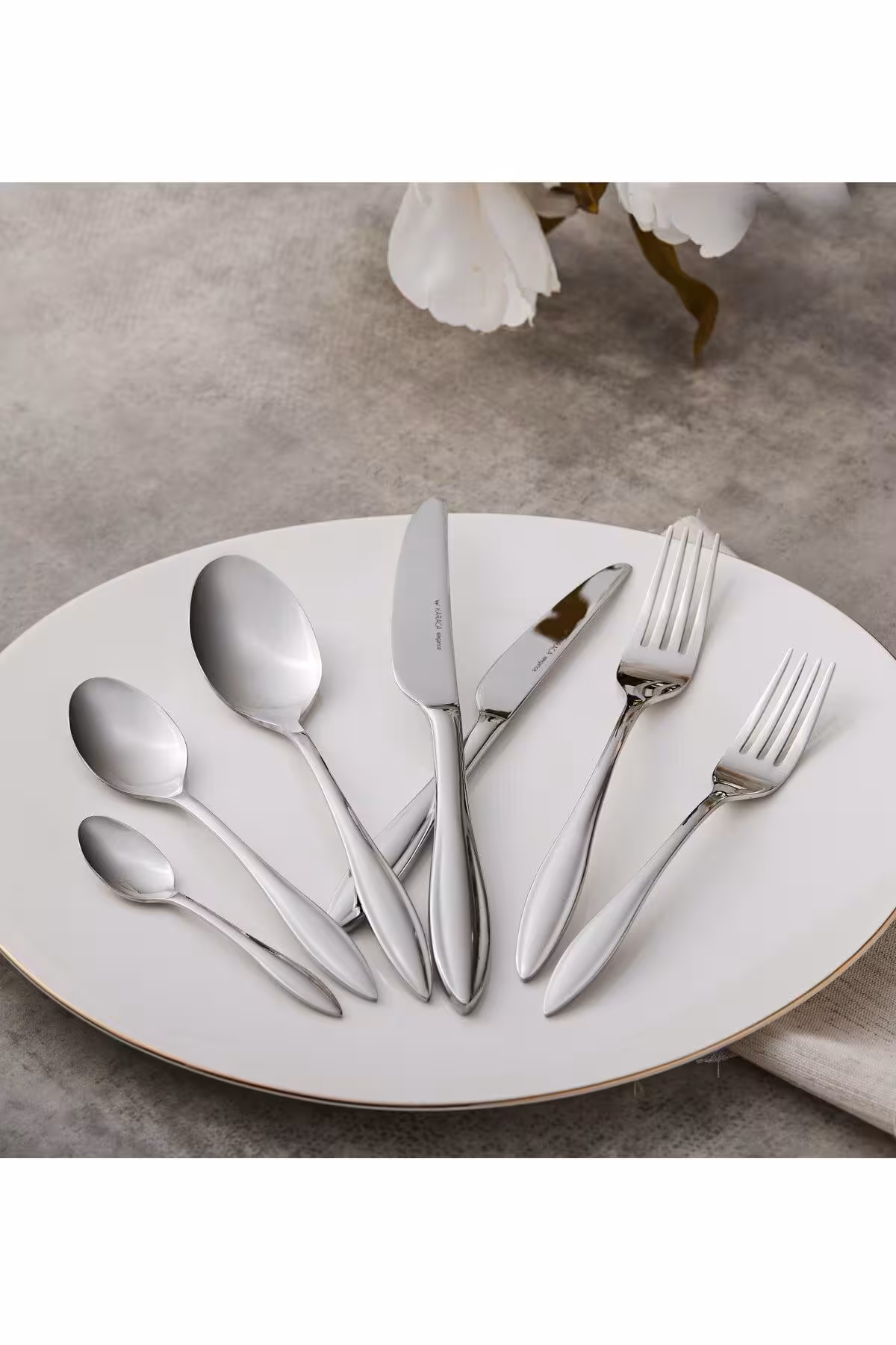 سرویس قاشق و چنگال 12 نفره 84 پارچه کاراجا مدل Costa