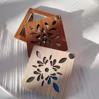 آینه جیبی چوبی