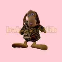 عروسک سگ قهوه ای با ارتفاع 60 سانتیمتر