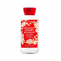 لوسیون بدن بس اند بادی ورکز مدل Japanese Cherry Blossom Lotion رایحه شکوفه گیلاس حجم 236 میلی لیتر