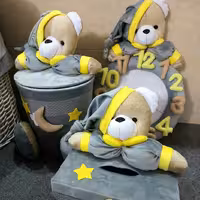 سطل زباله و جادستمال کاغذی بهمراه ساعت دیواری اتاق نوزاد طرح خرس نانان مخمل