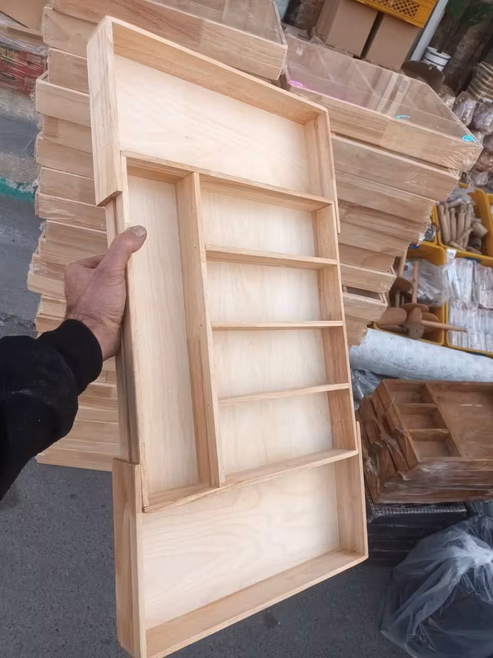 جاقاشقی کابینتی کشوئی