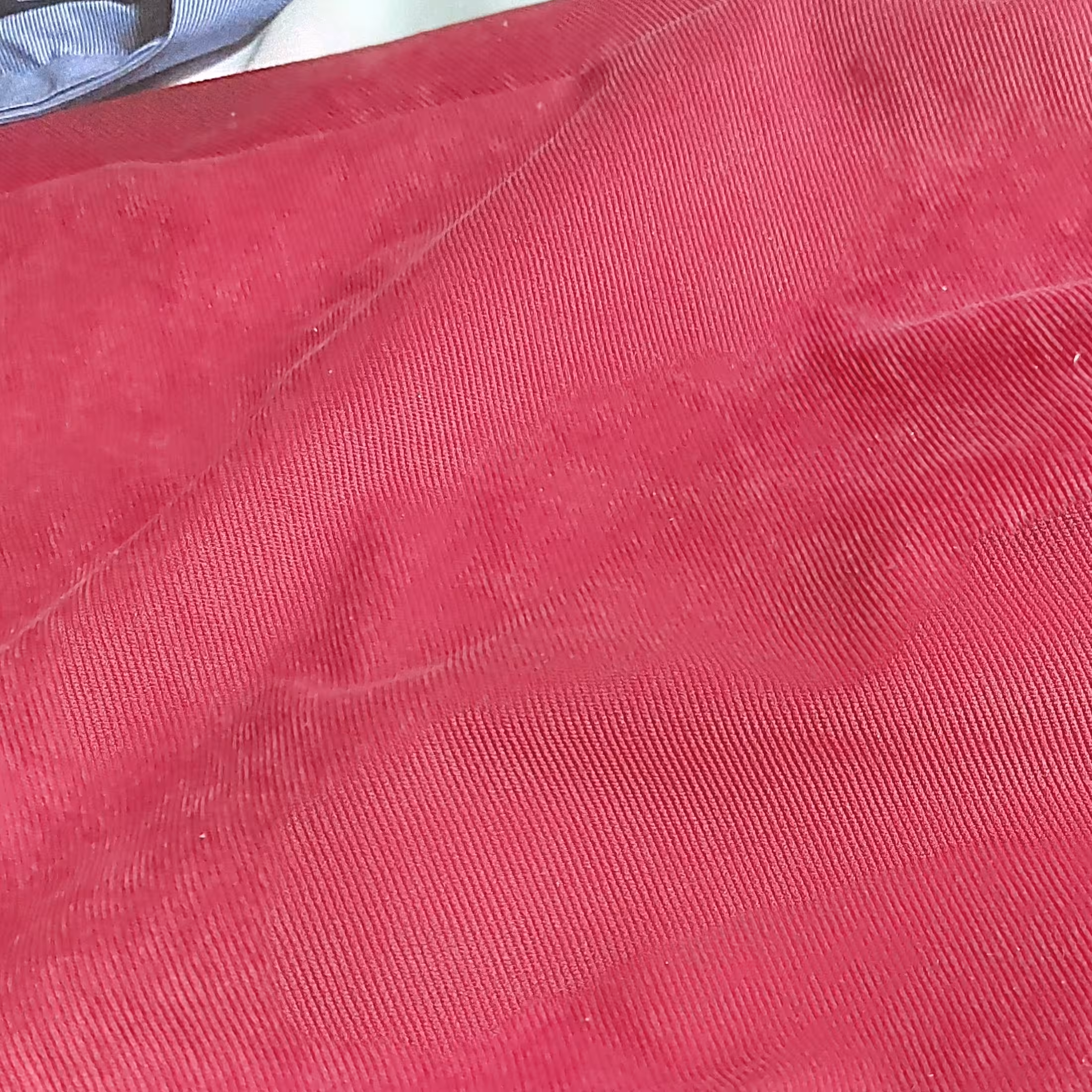 پارچه مخمل کبریتی ریز115سانت عرض160سانت قیمت برای کل. مشکی موجوده  