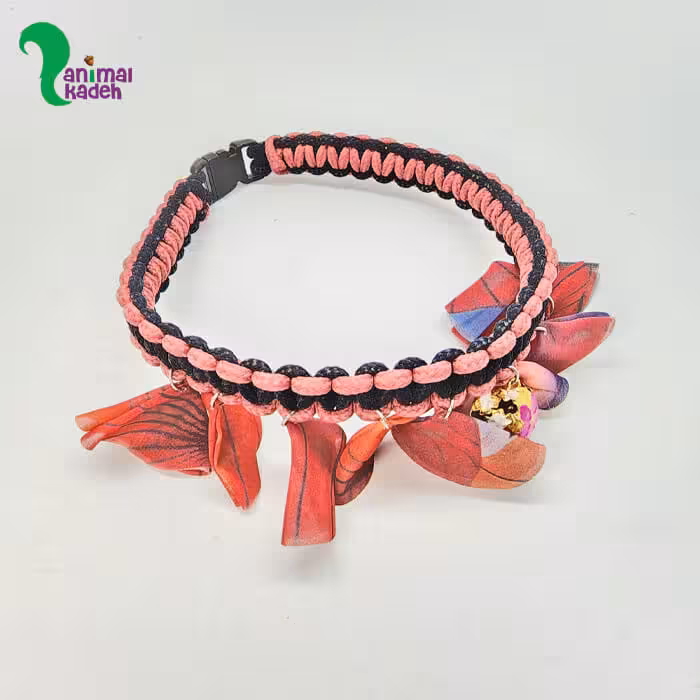 قلاده گردنی سگ و گربه مدل بافت زرشکی و مشکی همراه با زنگوله