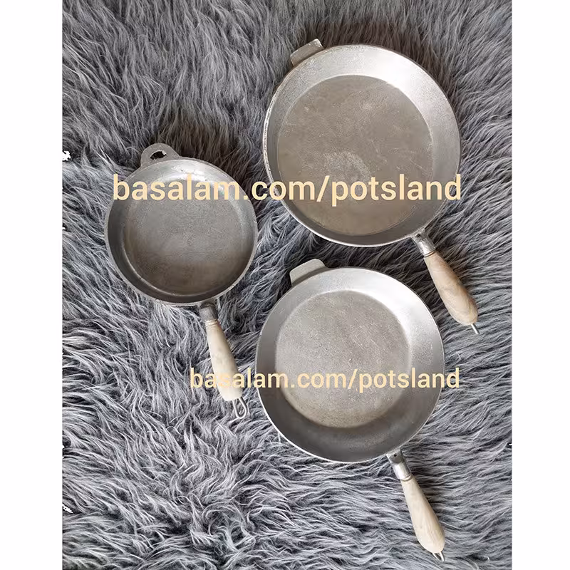 تابه روسی - ماهیتابه روسی نچسب بدون روکش شیمیایی با دسته چوبی سایز کوچک