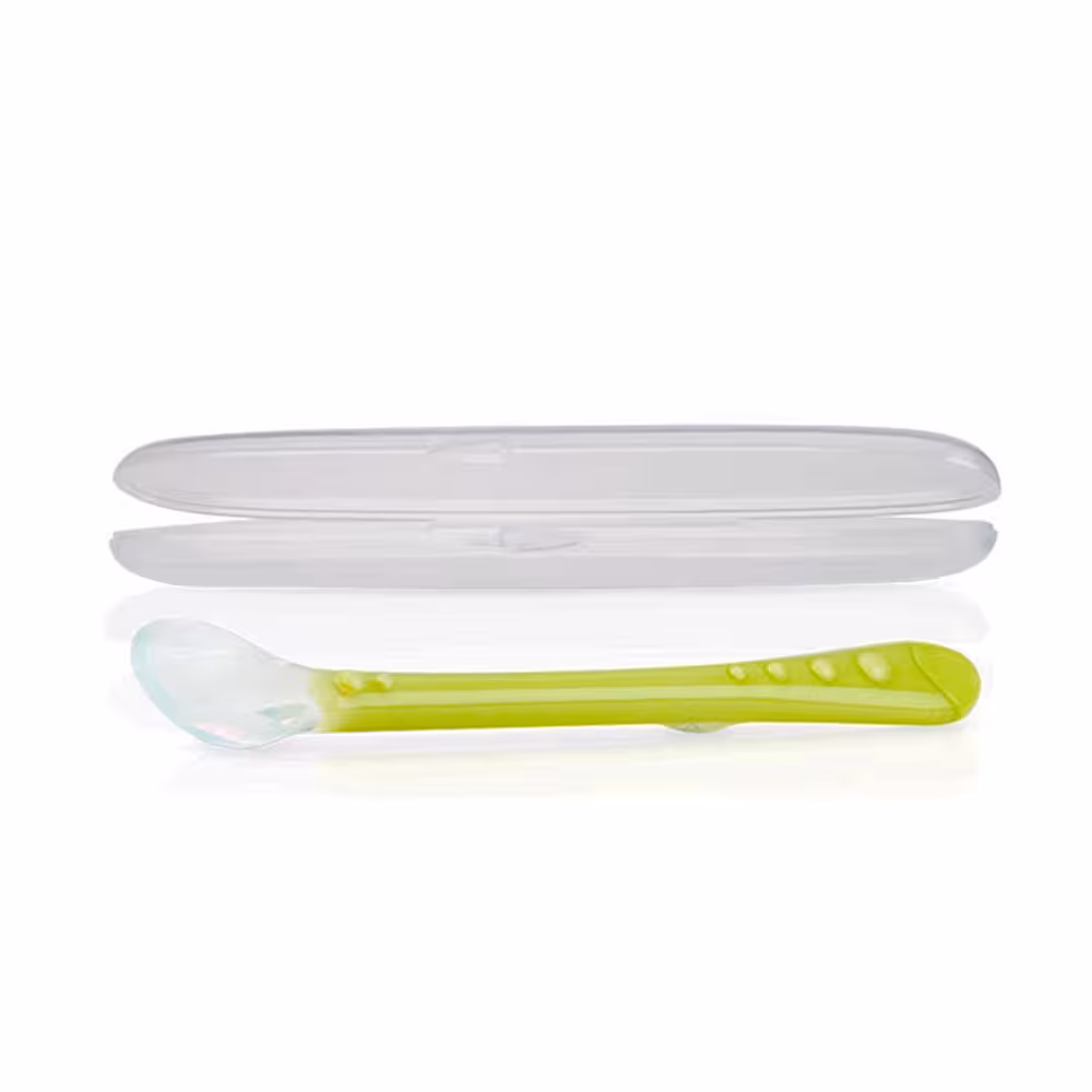 قاشق سیلیکونی 6  ماه نابی NUBY سبز