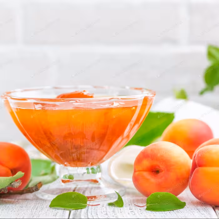 مربای زردآلو باعسل وزعفران پخته شده