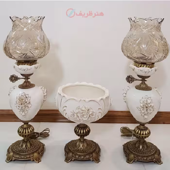 ست چراغ لامپا و میوه خوری آنتیک با طرح گل برجسته تمام برنجی