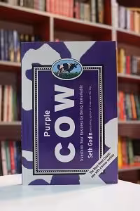 Purple Cow اثر Seth Godin