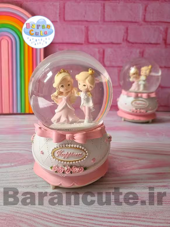 گوی موزیکال پمپی برفی چراغ دار سایز بزرگ طرح شاهزاده و ملکه