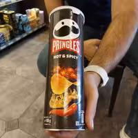 چیپس پرینگلز  هات اسپایسی