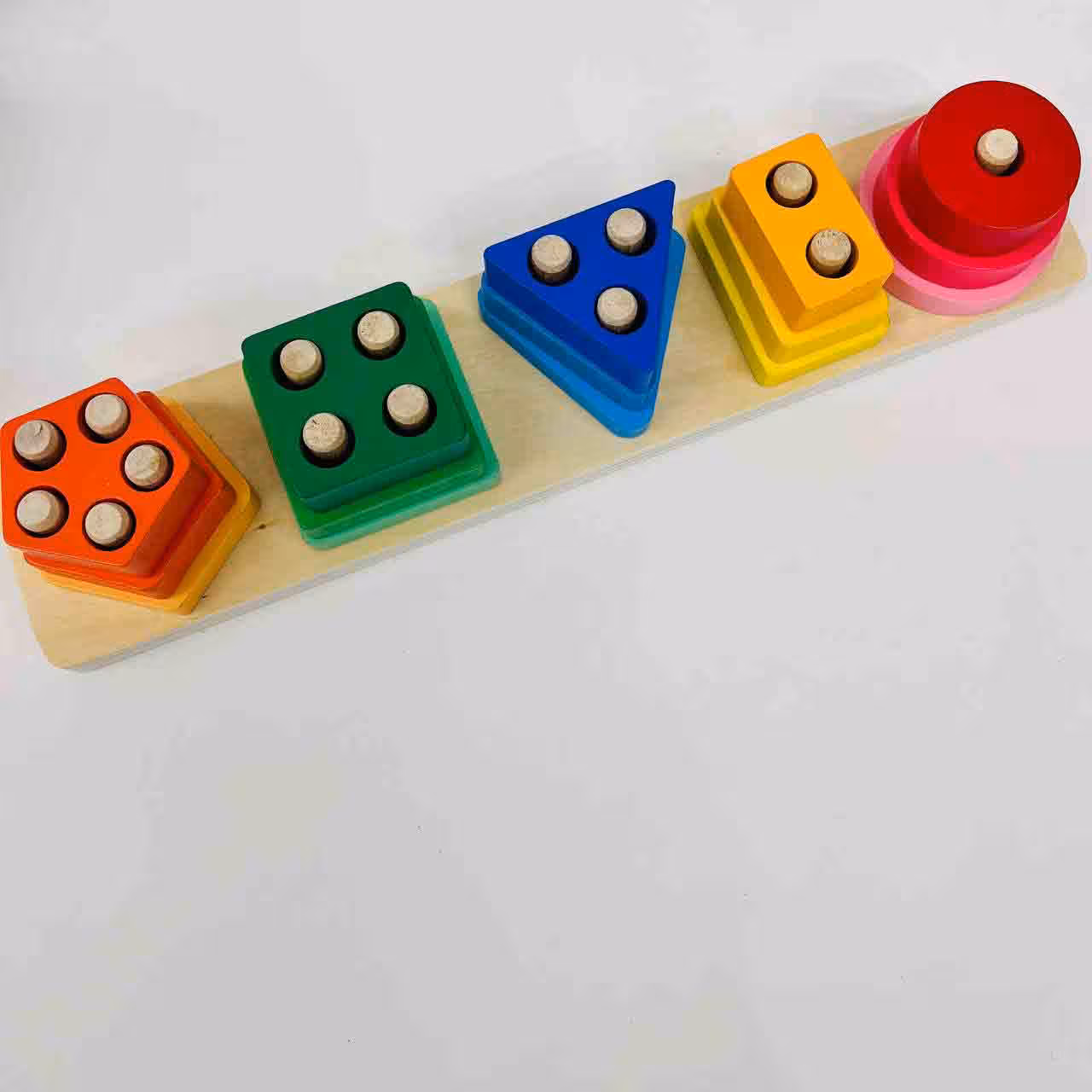 مونته سوری 5 ستون اشکال هندسی