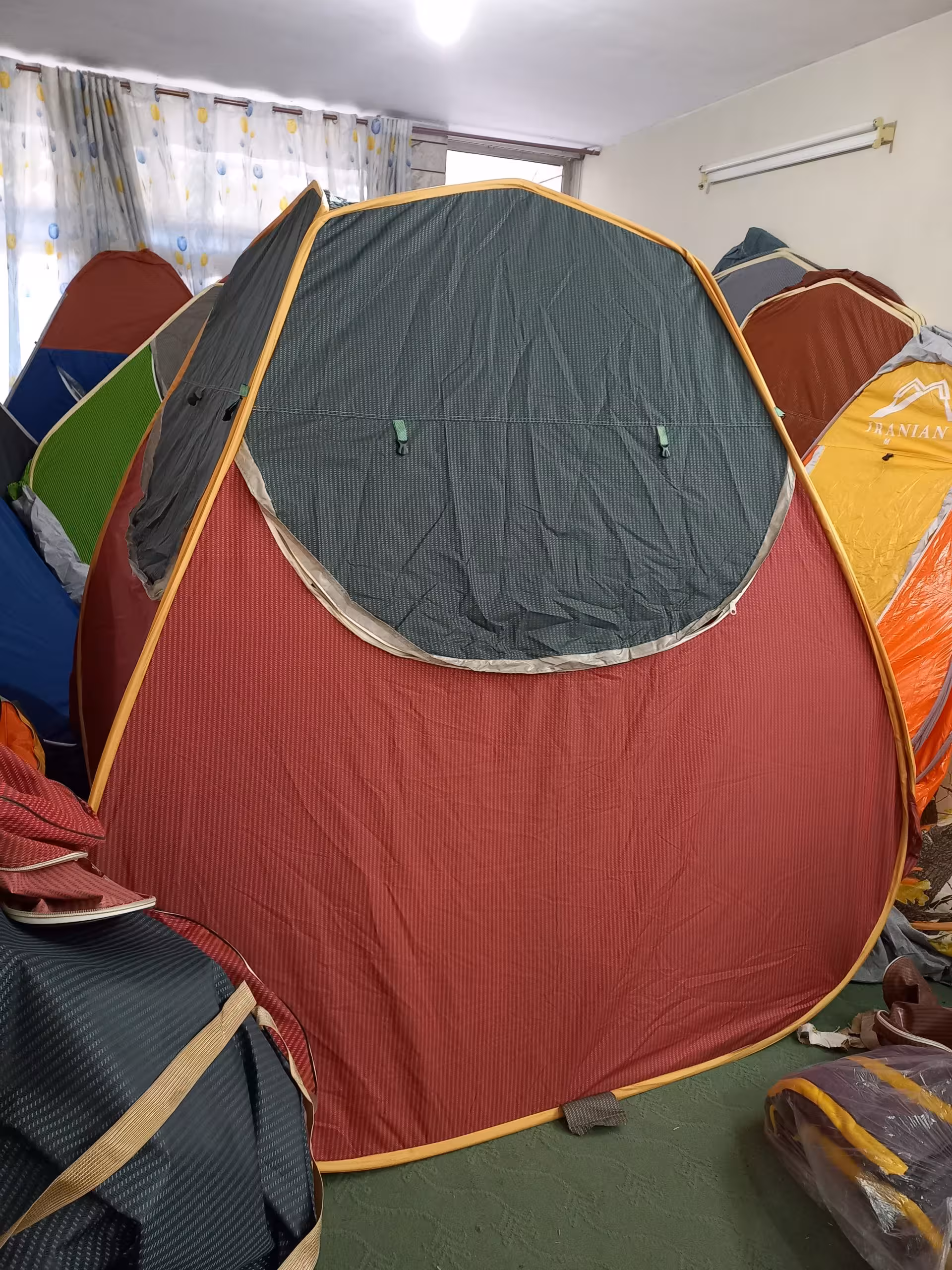 چادر مسافرتی ضد آب 8 نفره مکعبی کلبه ای (سقف عریض) جنس برنو برزنتی (تک درب)