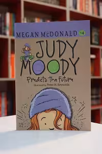 JUDY MOODY 4 اثر Megan McDonald